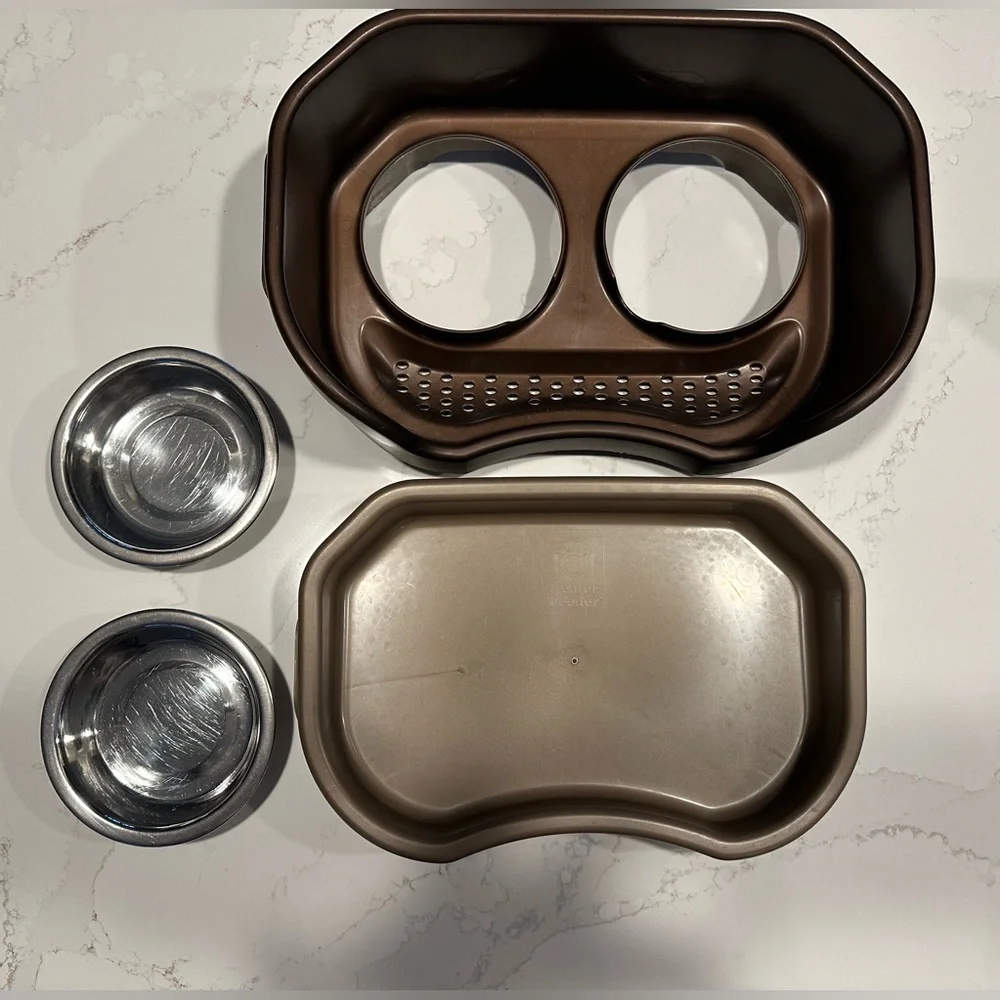 Used Neater Pets Neater Feeder Deluxe Elevated & Mess-Proof Cat/Dog Bowls Bronze